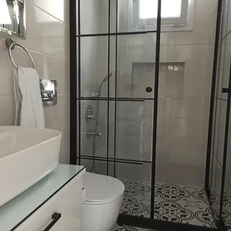 Villa Wonderful With Private Pool And Mountain View In Oludeniz Fethiye